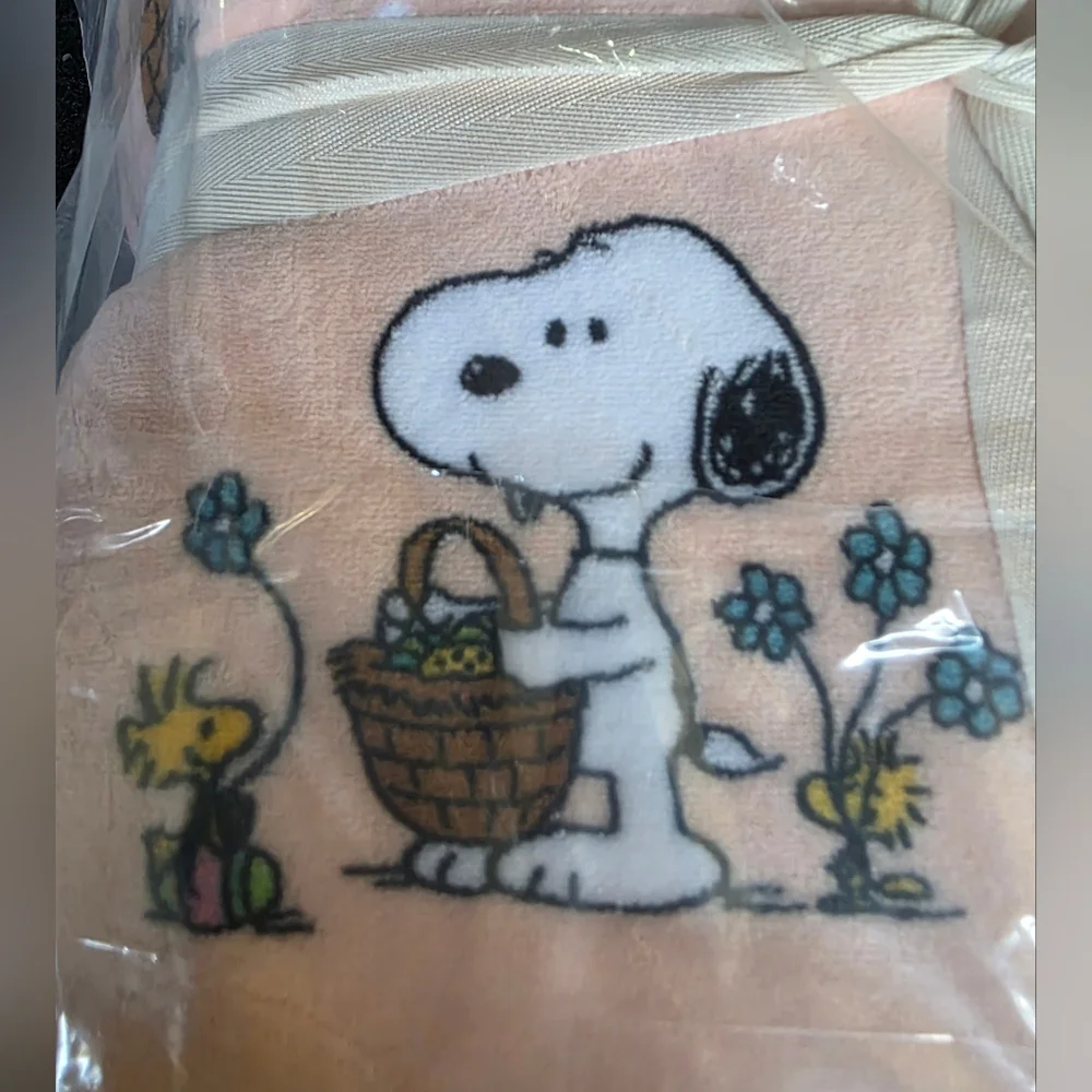 Snoopy Easter Blanket-NWT